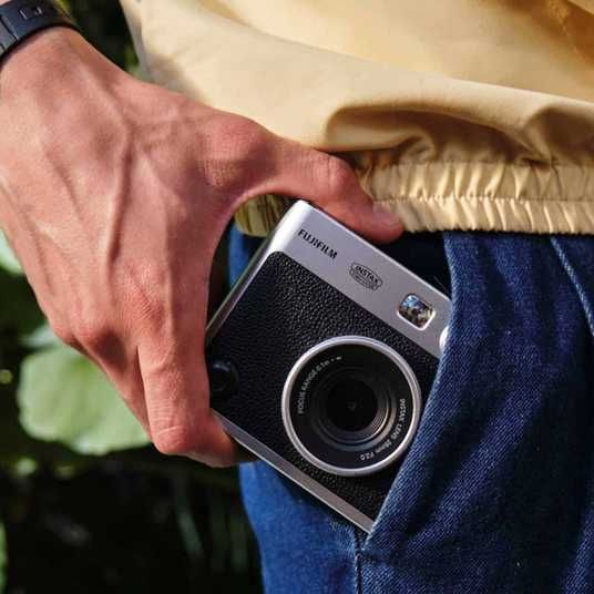Фотоаппарат Fujifilm Instax Mini EVO Black - купить камеру Инстакс