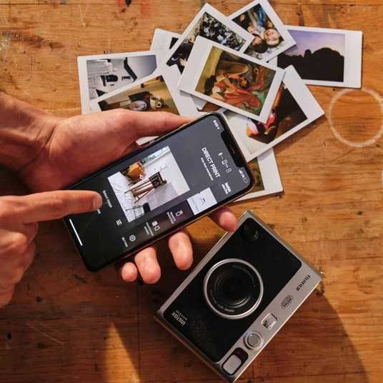 Фотоаппарат Fujifilm Instax Mini EVO Black - купить камеру Инстакс