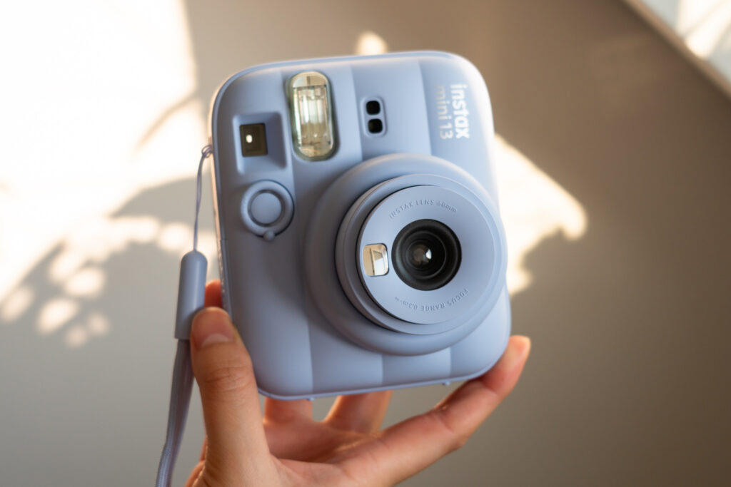 Огляд камери Fujifilm Instax Mini 13